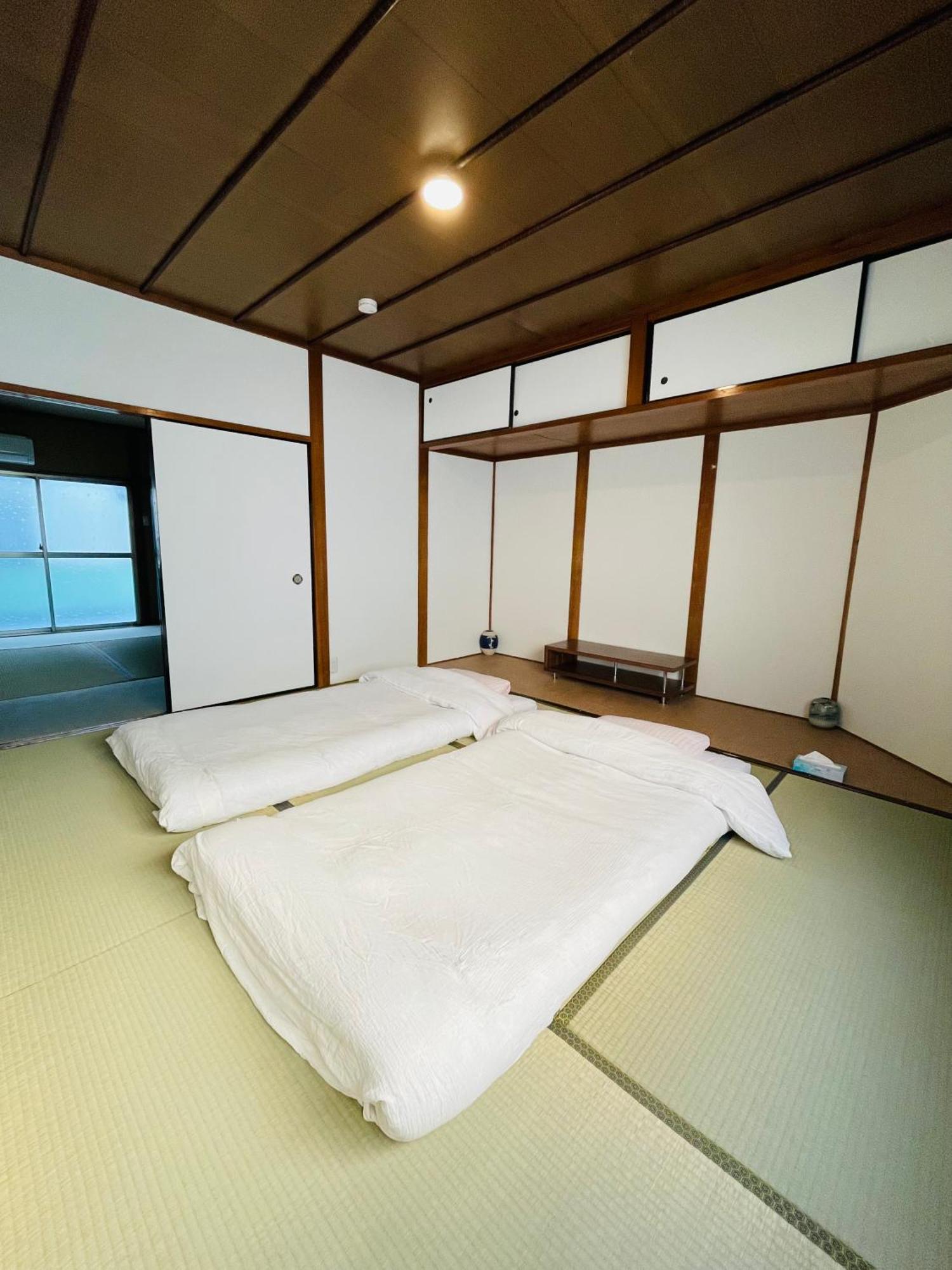 Апартаменти Namba Shinsaibashi 10 Mins Osaka Castle　East Екстер'єр фото